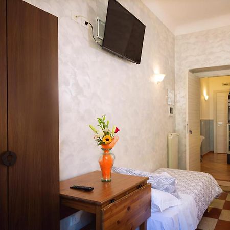 Rossana House Hotel โรม ห้อง รูปภาพ