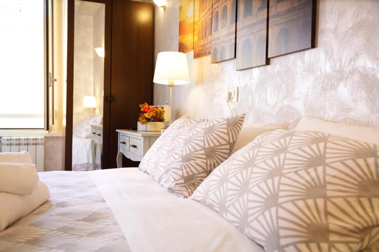 Rossana House Hotel โรม ภายนอก รูปภาพ